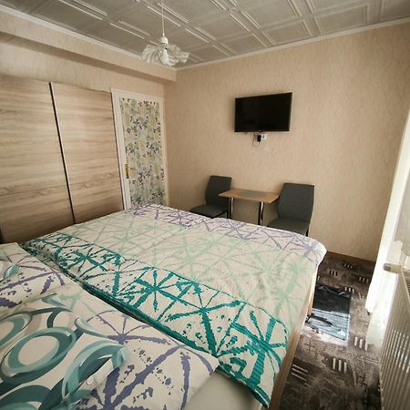 Karolin Apartman Bük 外观 照片