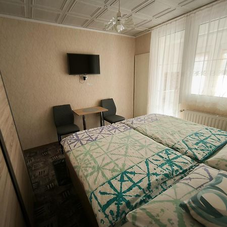 Karolin Apartman Bük 外观 照片