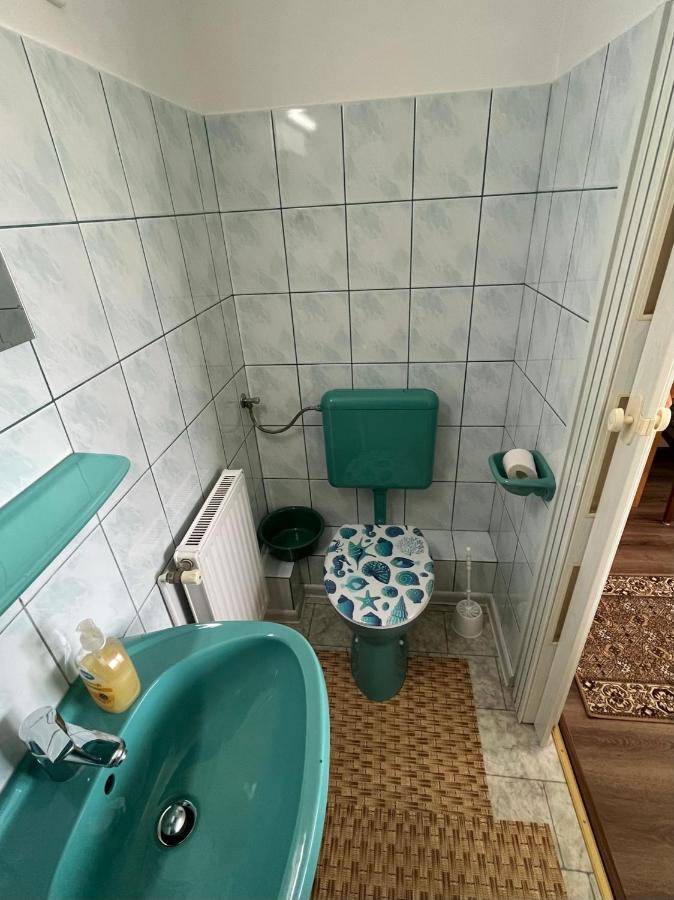 Karolin Apartman Bük 外观 照片