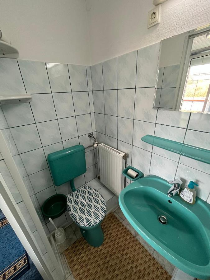 Karolin Apartman Bük 外观 照片