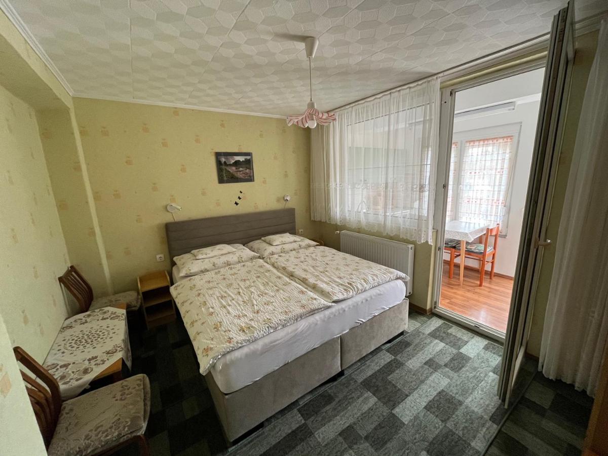 Karolin Apartman Bük 外观 照片