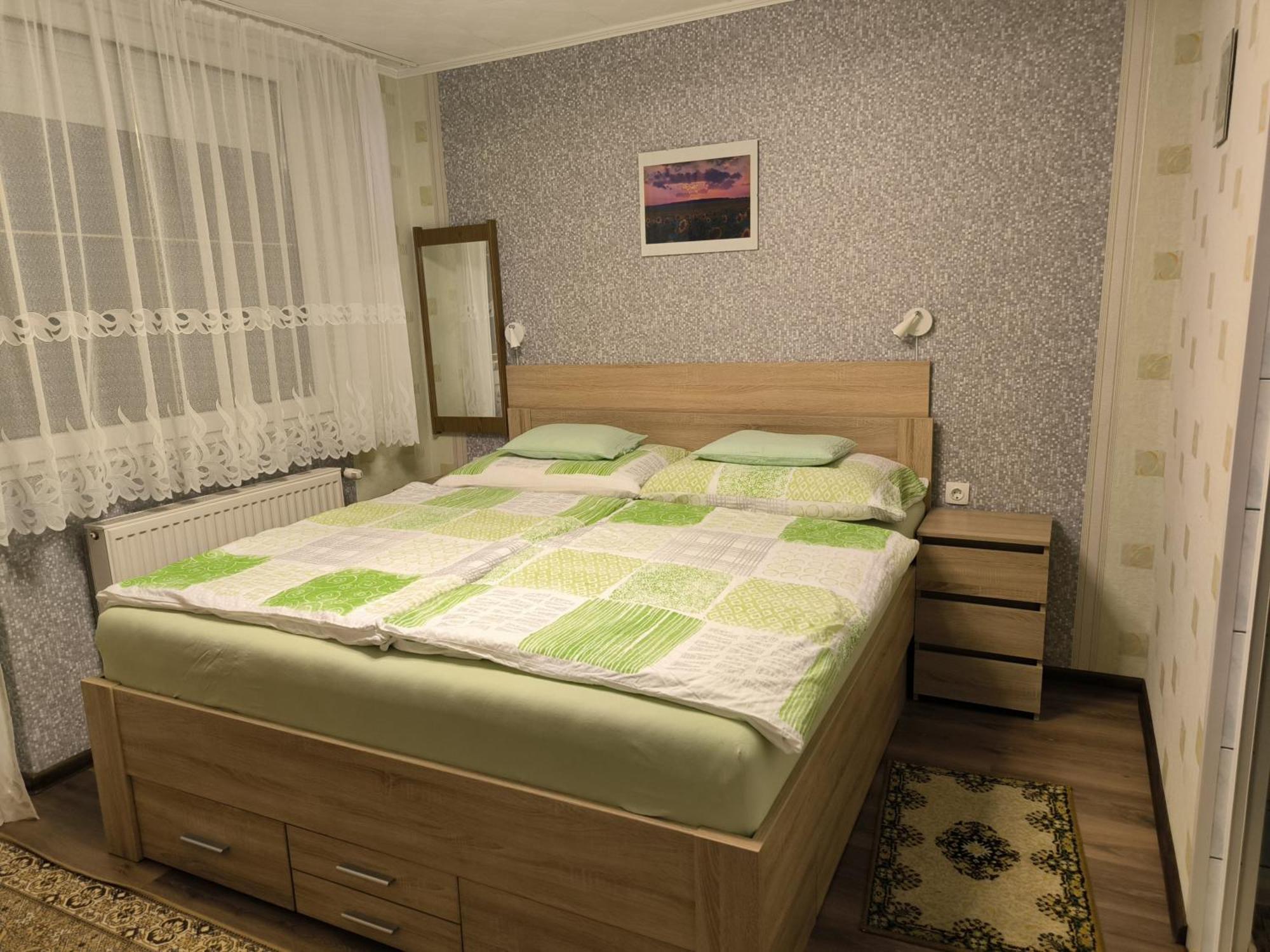 Karolin Apartman Bük 外观 照片