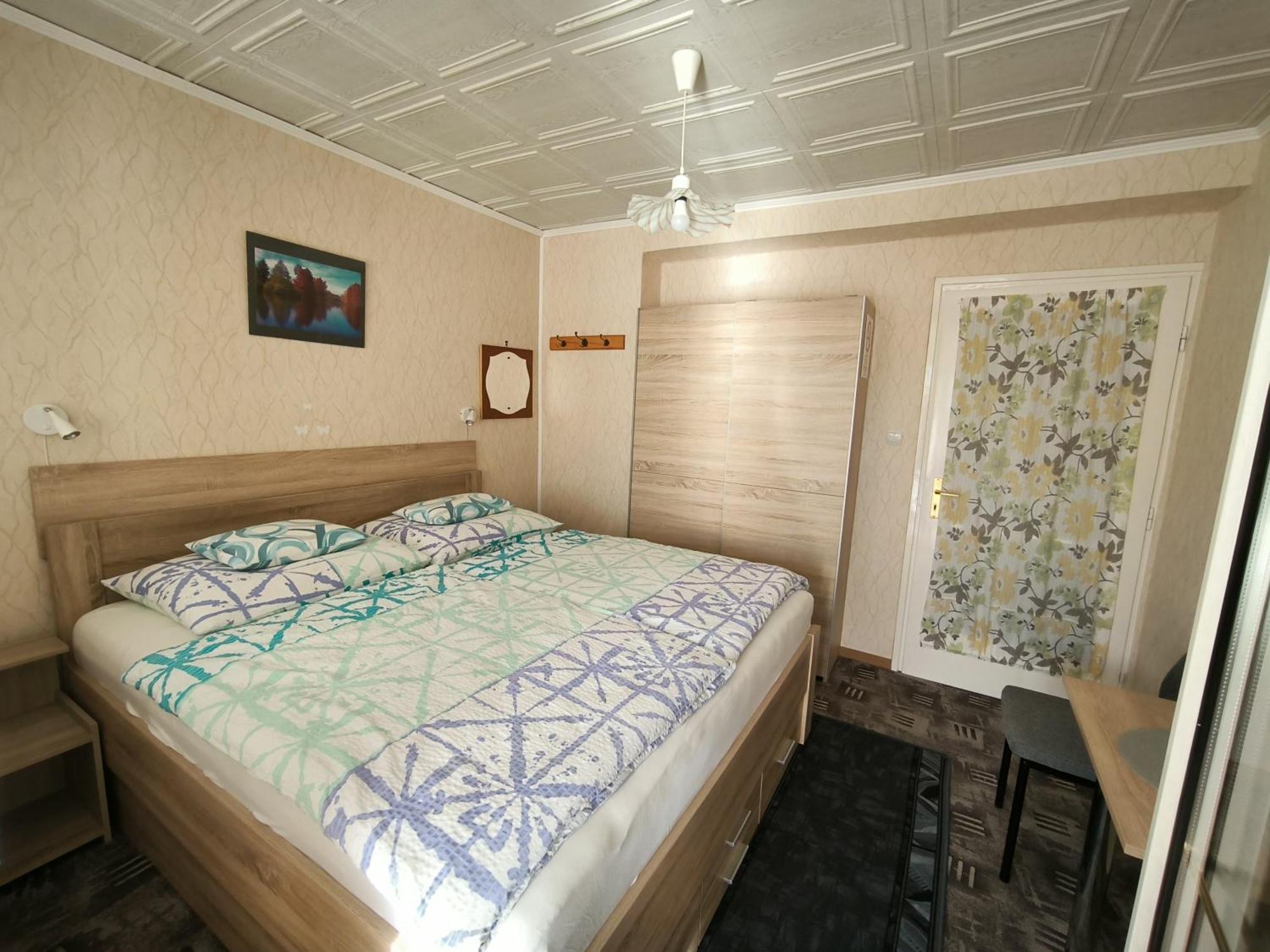 Karolin Apartman Bük 外观 照片