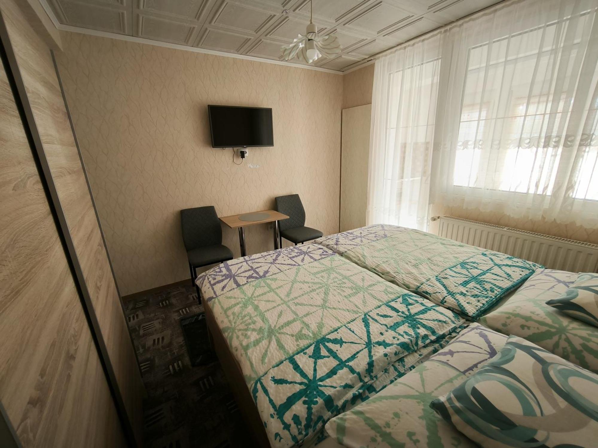 Karolin Apartman Bük 外观 照片
